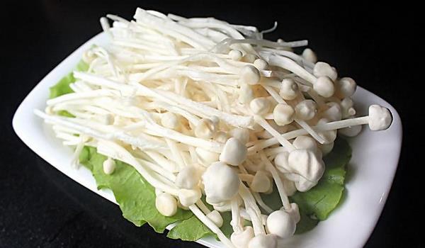 金针菇图片大全什么是金针菇